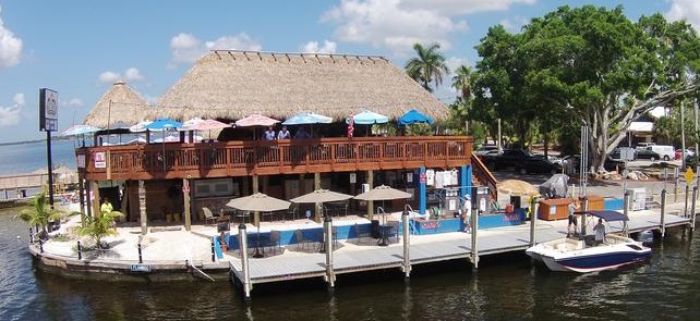 Read more about the article Where to get Fuel (by boat)